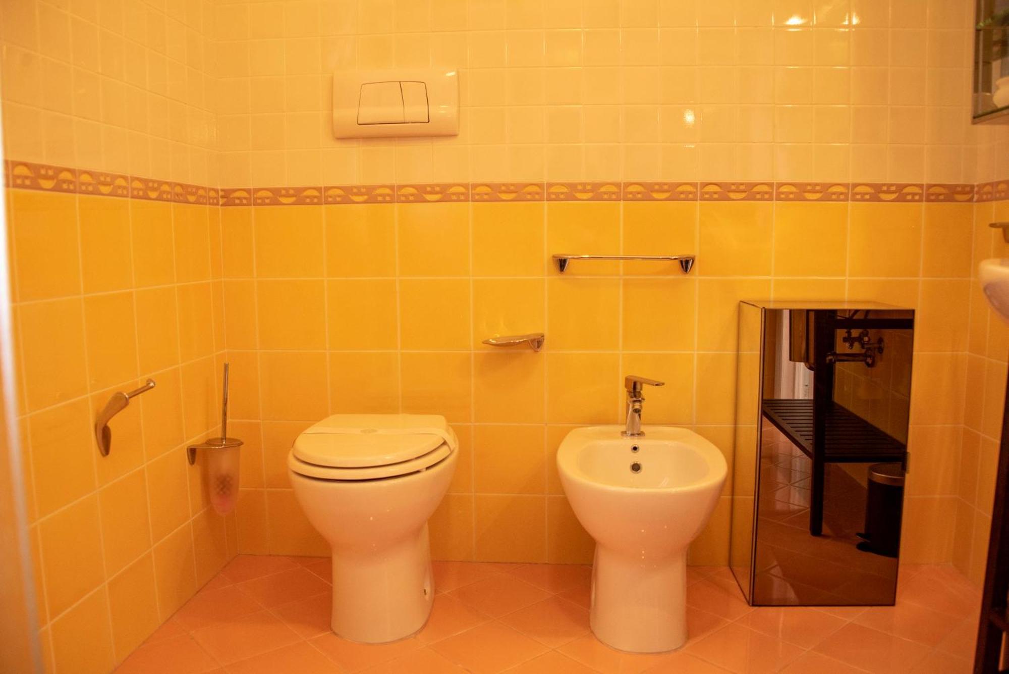 Reginella Guest House Salerno Exterior foto